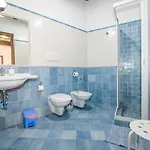 Sajonara Elvira דירה *