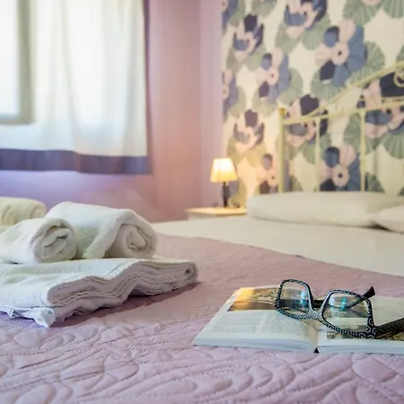 Sajonara Elvira Apartament *