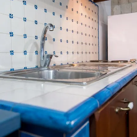 Sajonara Elvira Apartamento Fontane Bianche