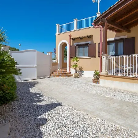 Sajonara Elvira Apartamento *