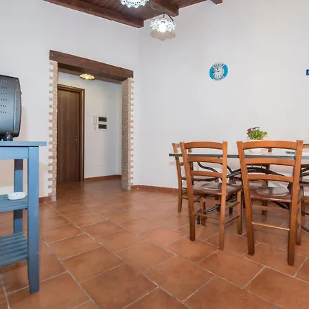 Sajonara Elvira Apartment